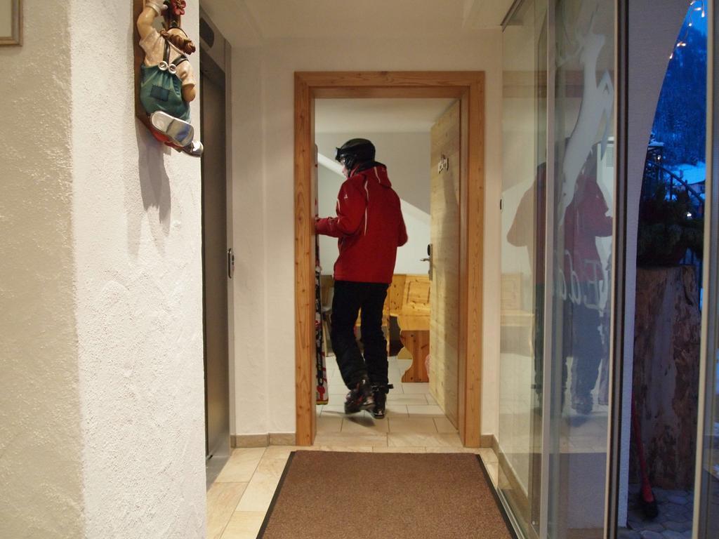 Hotel Edda Selva di Val Gardena Exteriör bild
