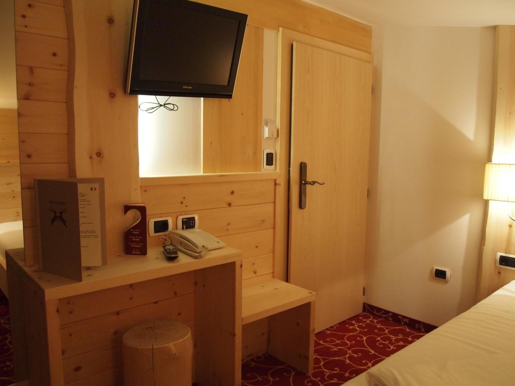 Hotel Edda Selva di Val Gardena Rum bild